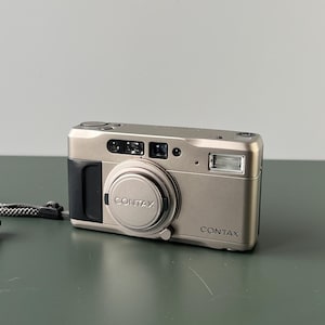 CONTAX TVS Camera With Carl Zeiss T* 28–56mm Lens | Analog Film