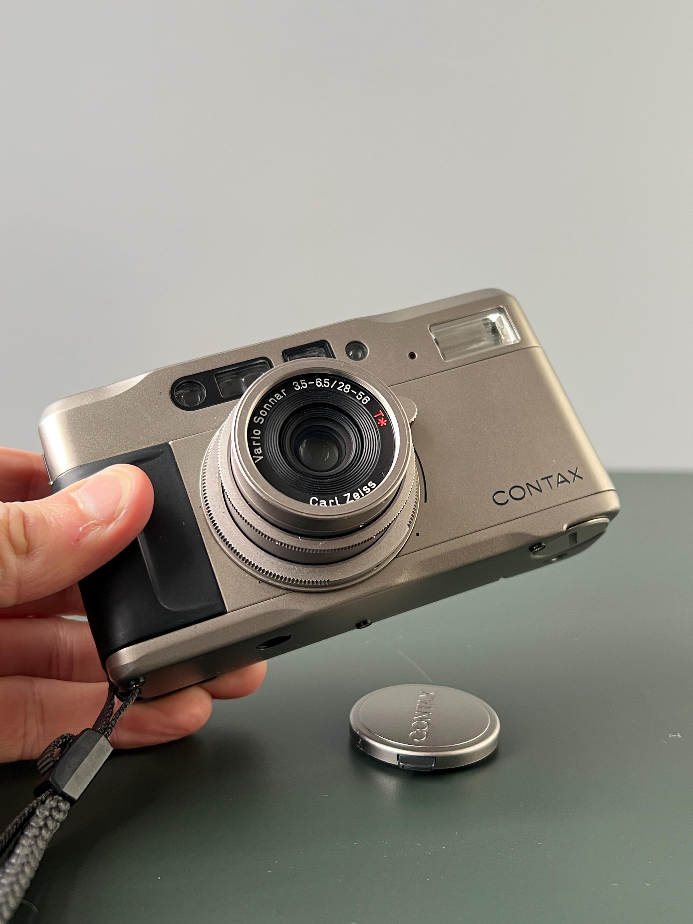 CONTAX TVS Camera With Carl Zeiss T* 28–56mm Lens | Analog Film
