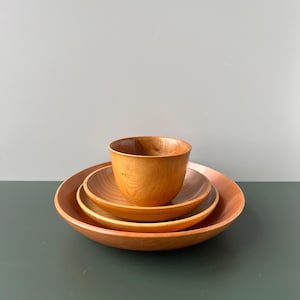Noble wooden bowls I 50s 60s I Midcentury wooden objects I Erzgebirge Germany church tree bowl GDR