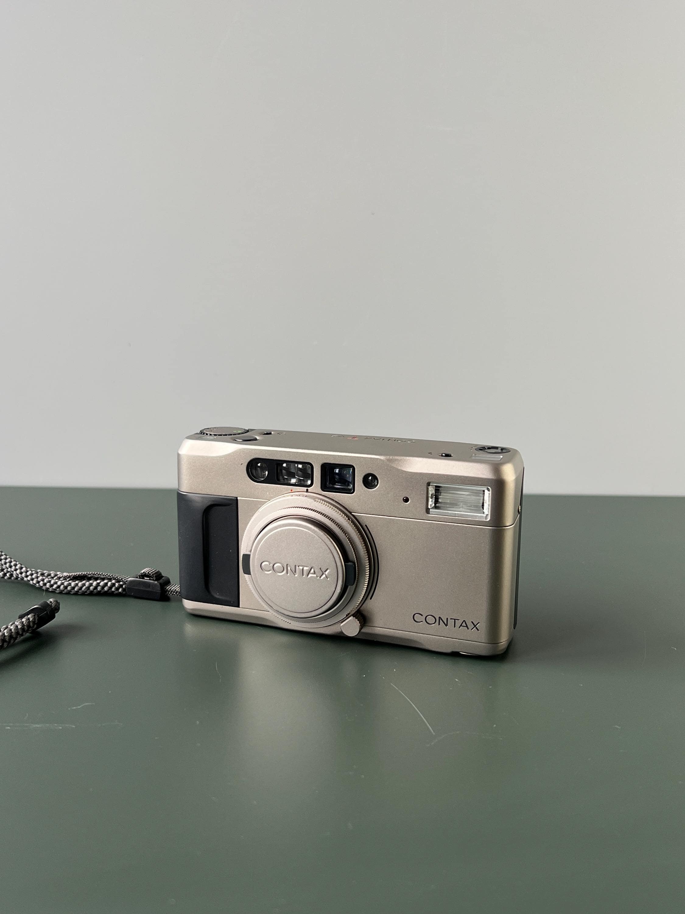 CONTAX TVS Camera With Carl Zeiss T* 28–56mm Lens | Analog Film