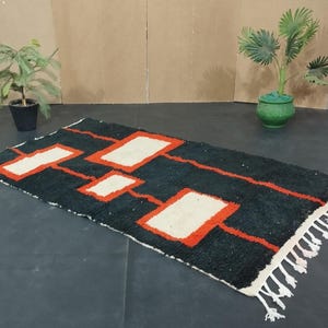 Colorful Azilal Berber Rug – Vintage Moroccan Carpet with Bright Tones, Unique Motifs, and Artisan Tribal Style for Modern Interiors