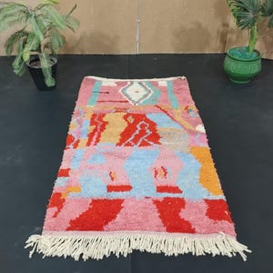 Colorful Azilal Berber Rug – Vintage Moroccan Carpet with Bright Tones, Unique Motifs, and Artisan Tribal Style for Modern Interiors