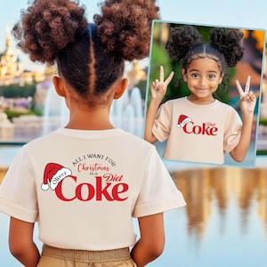 Alles wat ik wil voor kerst is cola light png, faux-borduurwerk kerst png, cola light borduureffect ontwerp, winter frisdrank liefhebber png