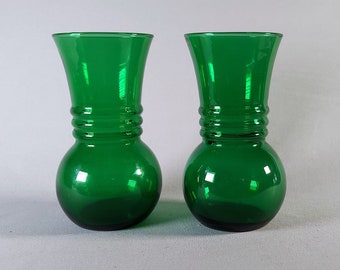 Pair of Anchor Hocking Harding Vases in Emerald Green