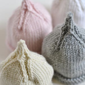 SIMPLE preemie and newborn baby beanie PDF pattern Classic Pixie DK