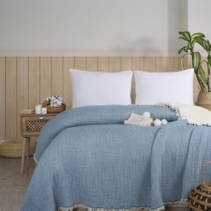 8 Layer Muslin Cotton Blanket – Breathable Gauze Quilt, Soft Lightweight Throw for All Seasons, Baby & Adult Bedding - Organic Cotton