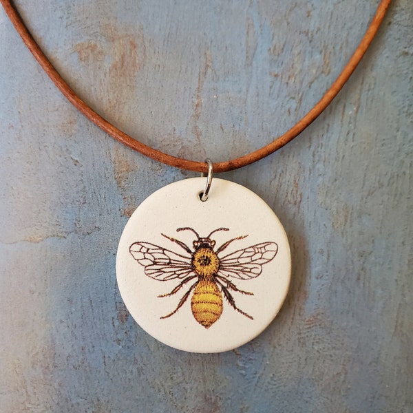 Bee Essential Oil Diffuser Necklace - Handmade Ceramic Pendant Necklace - Aroma Therapy Necklaces - Circls - EO Diffuser Necklace