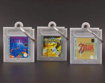 GameBoy Schlüsselanhänger | Mini Modul | Retro Gaming Geschenk | Nerd & Geek Accessoire | Handmade Keychain aus Kunstharz