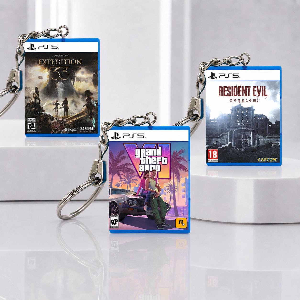 Fortnight keychain - Etsy 日本