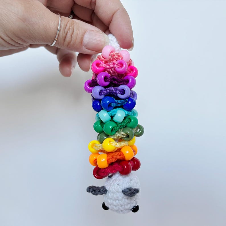 PDF Häkelanleitung Fidget Wurm, Sorgenwürmchen häkeln, Fidget Spielzeug, Häkelanleitung Anfänger, Raupe häkeln, Fidgetspielzeug, Fidgettoy, Beaded Fidget Caterpillar Crochet Pattern, Nosew Fidgets Toy Crochet, Amigurumi Worry Worms Crochet Pattern, Beaded Crochet Fidgettoy