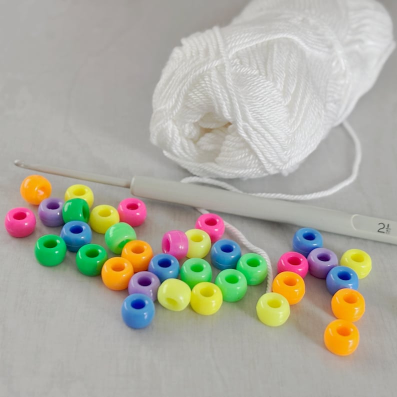 Solid Granny Square Crochet Pattern With Beads | Beaded Crochet Fidget ...