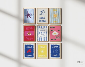 Puede incluir: Nueve impresiones enmarcadas con fondos coloridos y texto blanco. Las impresiones presentan diversas ilustraciones y textos, incluyendo una estrella, una luna, un sol, pasta, espaguetis, un huevo, una langosta, un cangrejo y el texto "J'adore la luna", "Pasta Party", "Never regretti eating spaghetti", "Breakfast with you", "J'adore la mer", "J'adore le soleil", y "J'adore la mer".