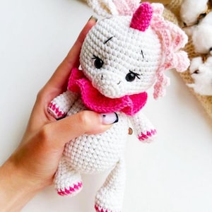 Crochet PATTERN unicorn, Amigurumi tutorial PDF in English, English, Instant PDF Download, English Amigurumi Pdf Pattern, Unicorn in Palms