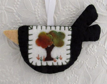 Primitive Crow Ornament, Halloween Decoration, Fall Tree, Wool Crow, Felted Wool, Penny Rug