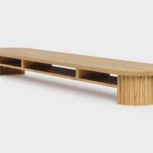 Cozy Monitor Stand - Large Solid Wood 46 Inch | Maple | Ergonomic Fluted Gamer Girl Aesthetics Bild 8