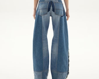 Jean bleu, jean patchwork, jean recyclé, vêtements recyclés, ample, jambe large, coupe ample, taille moyenne, couleur et longueur de jean personnalisées