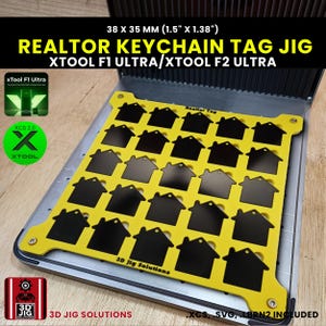 Pode incluir: Um gabarito amarelo para chaveiros Realtor com recortes em forma de casa, projetado para gravadores a laser XTool F1 Ultra e F2 Ultra. O gabarito mede 38 x 35 mm. Inclui arquivos XCS, SVG e LBRN2.