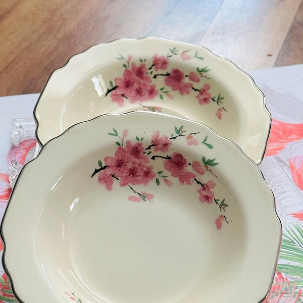 Vintage 1940's Canarytone Cherry Blossom Lido Berry Bowl