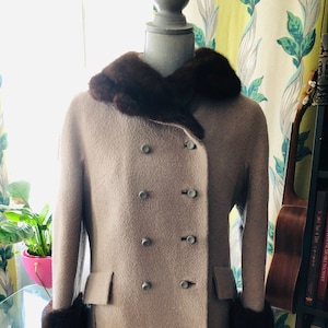 ジャケット・アウター 1950~1960s DOUBLE BREASTED WOOL COAT Vintage 1960s Double Breasted Dress Coat, Carillon, Full