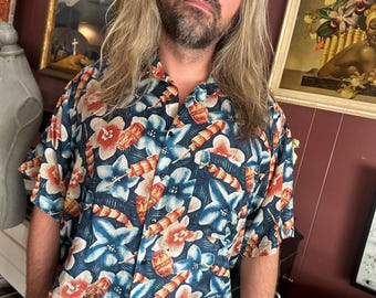 Chemise hawaïenne vintage en soie pour homme - Imprimé tiki hibiscus, batterie et parapluies - Livraison gratuite !