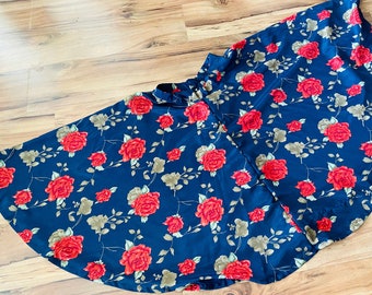 Vintage Novelty Print Red Roses Full Sweep Skirt -- Pinup- Rockabilly - Size S