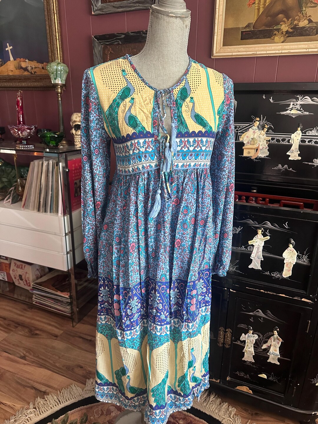 Retro Boho Peacock Floral Dress – Xs/small – Pull-over Style – Long Sleeves – Rayon Blend – Flowy & Feminine - Size S
