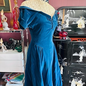 1950s Midnight Blue Velvet Bead Cocktail Dress Etsy Canada