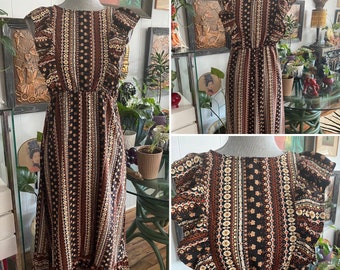 Vintage Boho Maxi Dress with Ruffle Front and Ruffle Skirt - Size S