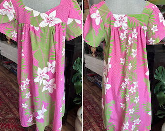 Vintage Pink and Green Cotton Hawaiian MuMu - Size M