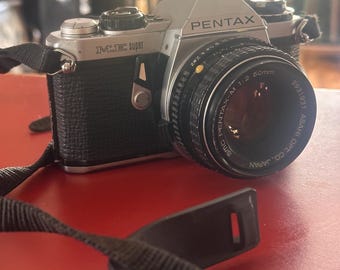 ヴィンテージ ペンタックス ME 35 mm 一眼レフフィルムカメラ / SMC