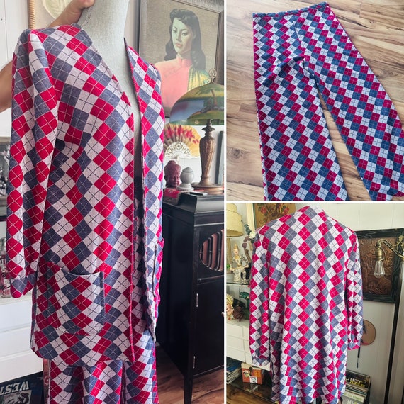 Vintage 1970's 2-Piece Harlequin Print Pant Suit … - image 1