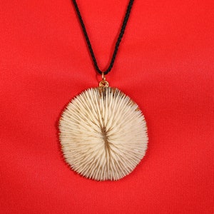 Interesting Vintage White Textured Shell Pendant Necklace image 1