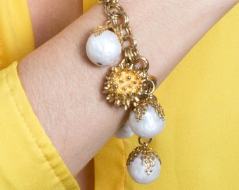 Interesting Vintage 60s 70s Gold Bursts & Pearls Charm Bracelet