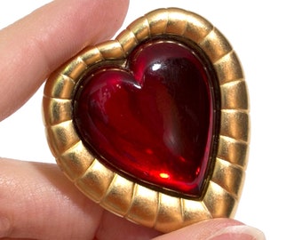 Sweet Vintage 80s 90s Red Gold Heart Statement Brooch