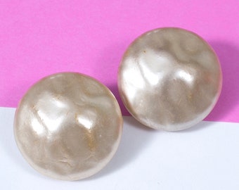 Vintage 60s Round Textured Pearl Style Clip-On Earrings