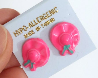 Cute Small Vintage 80s Neon Pink Colored Sun Hats Plastic Stud Earrings