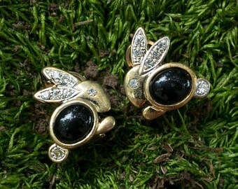 Adorable Vintage 80s 90s Gold & Black Rhinestone Bunny Earrings