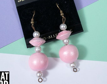 DEADSTOCK Cute Vintage 80s 90s Pastel Pink Wood & Plastic Pearl Bead Drop Dangle Earrings