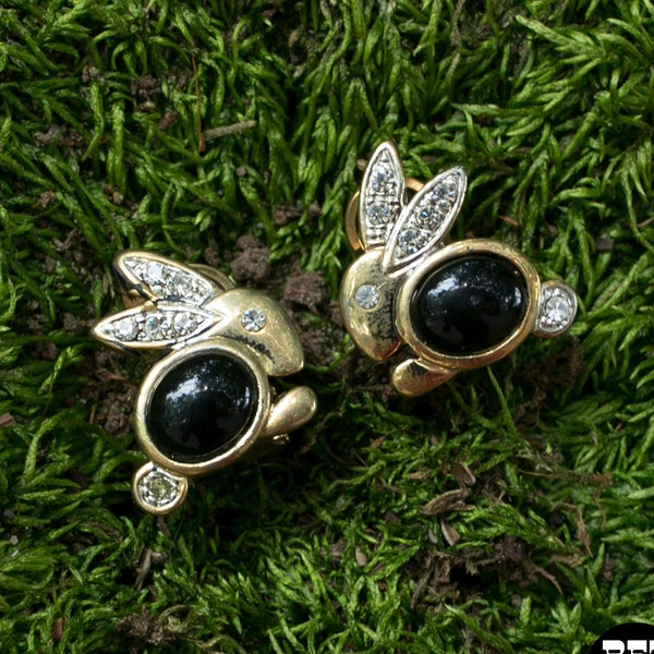 Adorable Vintage 80s 90s Gold & Black Rhinestone Bunny Earrings