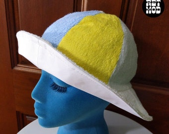 Fun Sunny Happy Vintage 70s White, Blue, Yellow Terrycloth Hat - White