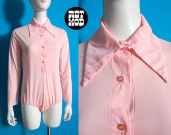 So Pretty Vintage 60s 70s Pastel Pink Long Sleeve Dagger Collar Nylon Bodysuit