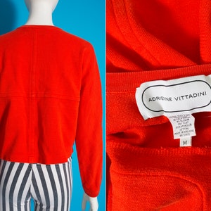 Bright vintage années 80 années 90 Orange Cropped Sweatshirt Cardigan Top with Shiny Gold Buttons par Adrienne Vittadini image 8