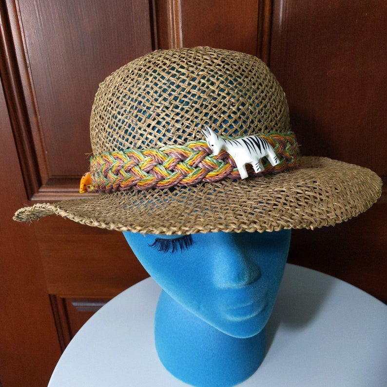 Vintage 80s Wood Animal Safari Straw Hat image 3