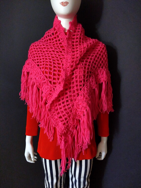 Absolutely Lovely Vintage 60s 70s Pink Shawl with… - image 8