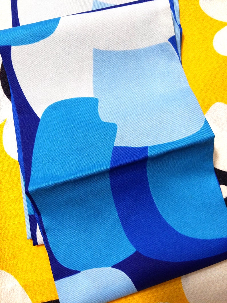 Lovely Vintage 60s 70s Blue Abstract Shapes Long Scarf image 9