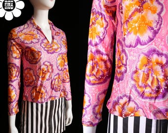 Slinky Vintage 60s 70s Pink Purple Orange Batik-Style Floral Ribbed Nylon Collared Blouse