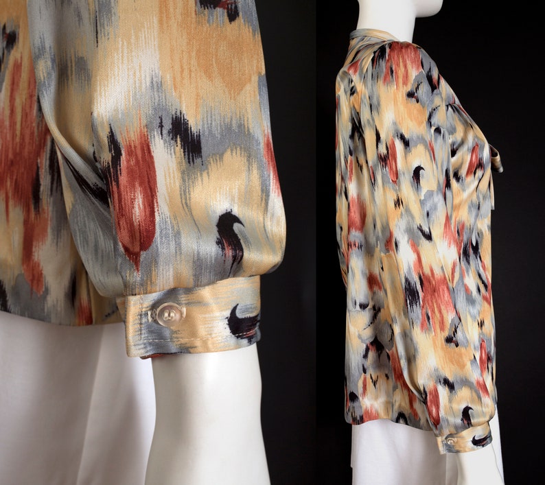 Lovely Vintage 70s Natural Colors Ikat Abstract Pattern Neck Tie Long Sleeve Hippie Blouse Shirt Top