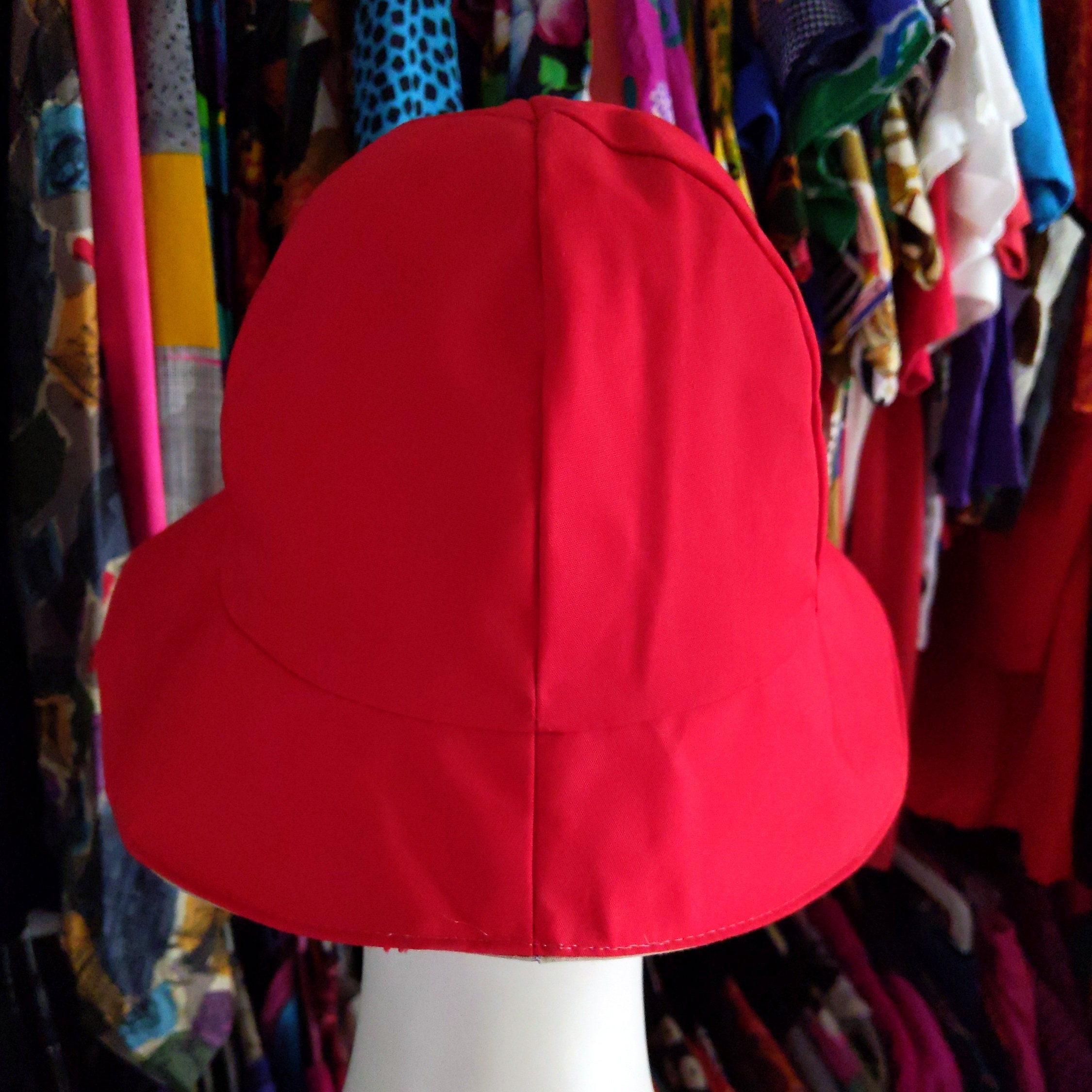 Cute Vintage 70s Red & Khaki Beige Reversible Sun Hat - Etsy display picture 2