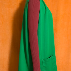 Gilet lungo in poliestere verde Kelly vintage anni '70 taglie forti con tasche immagine 8