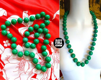 Big Chunky Vintage 60s 70s 80s Green Big Bead Statement Necklace